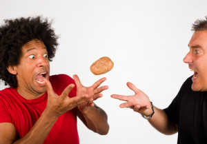Como tirar a batata quente do seu colo?