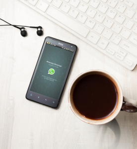 Existem limites para uso do WhatsApp no trabalho?