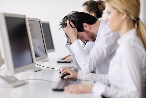 Você está insatisfeito com o trabalho? 50% dos profissionais dizem que sim