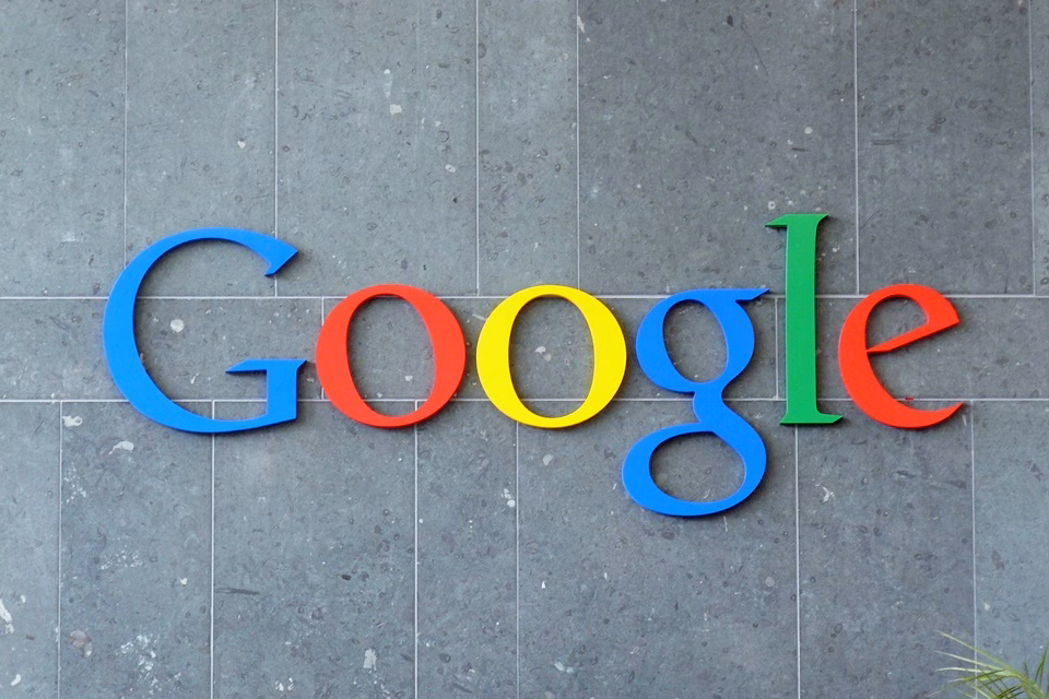 Caso BMW X Google