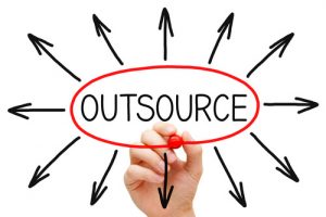 Figura - Utilizando o outsourcing em momentos de crise