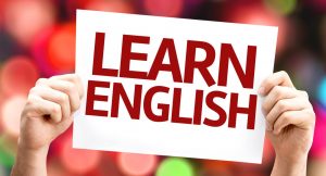 Figura - Aprender inglês sozinho, é possível?