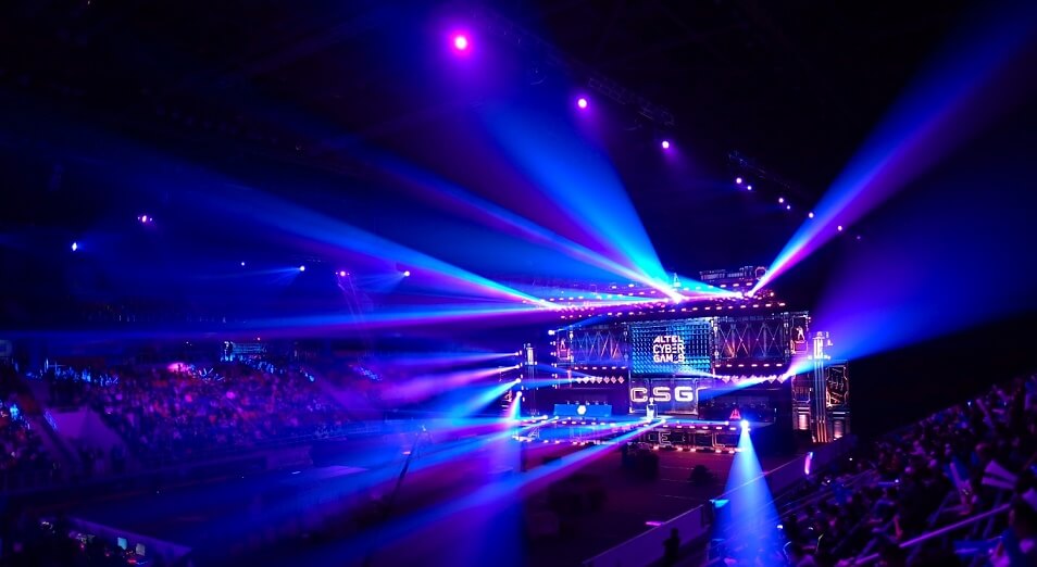 De Mainframes a Data Centers Modernos: Como o Passado da TI Molda Nosso Futuro Digital