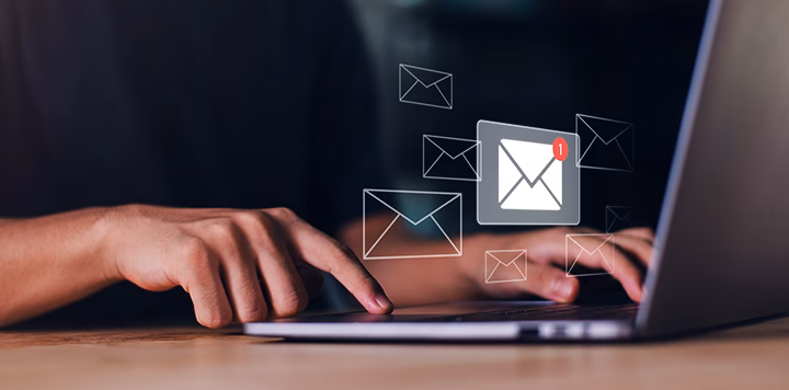 Fluxo de e-mails ou WhatsApp Business: qual gera resultado para empresas de TI?